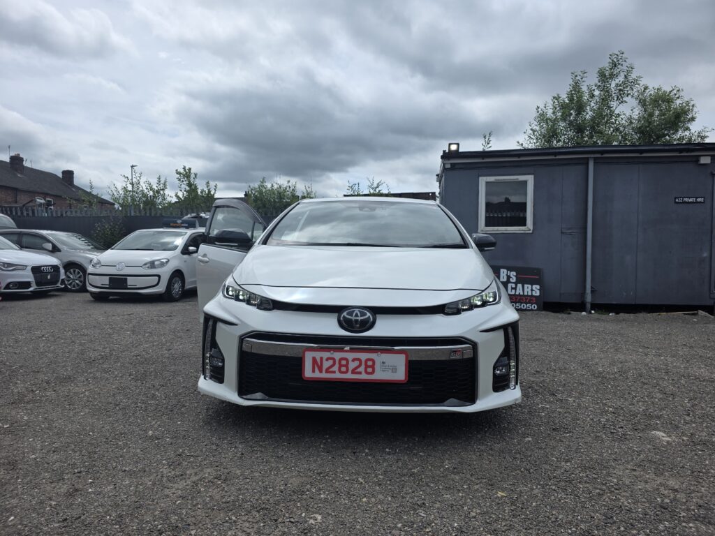 Toyota Prius PHV