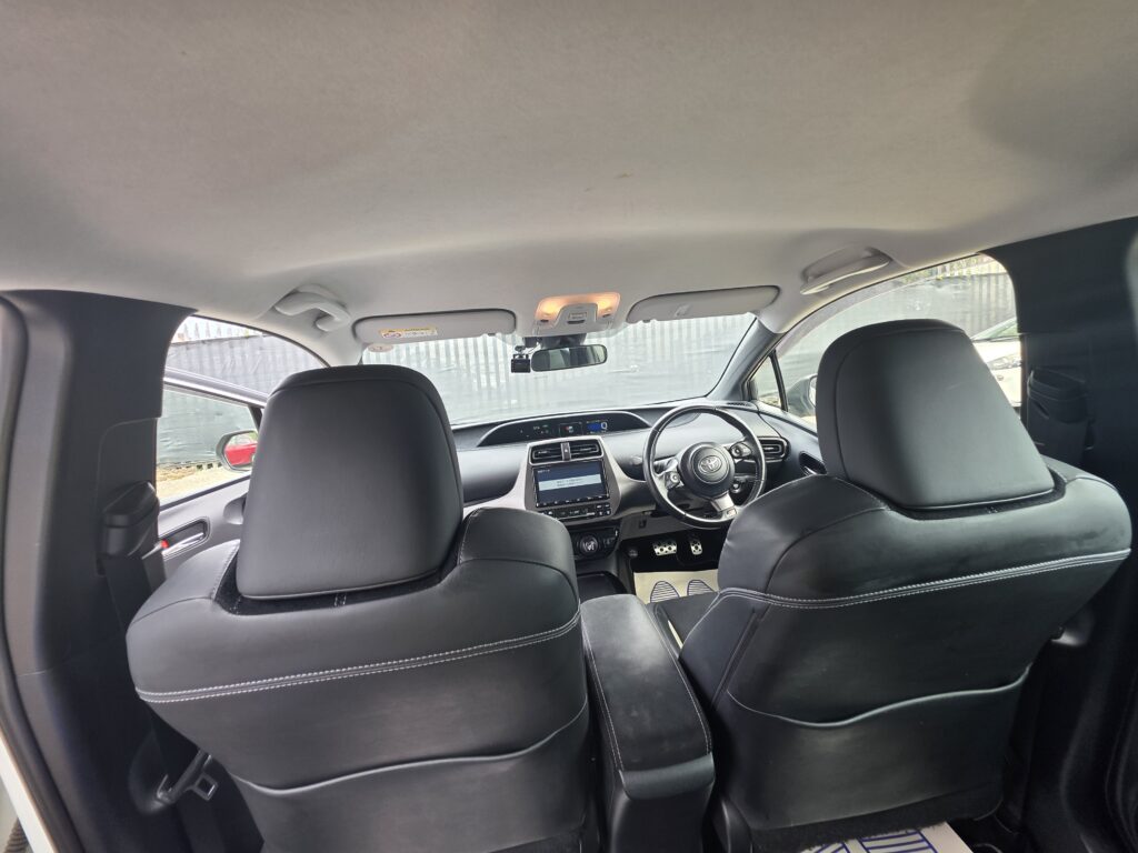 Toyota Prius PHV
